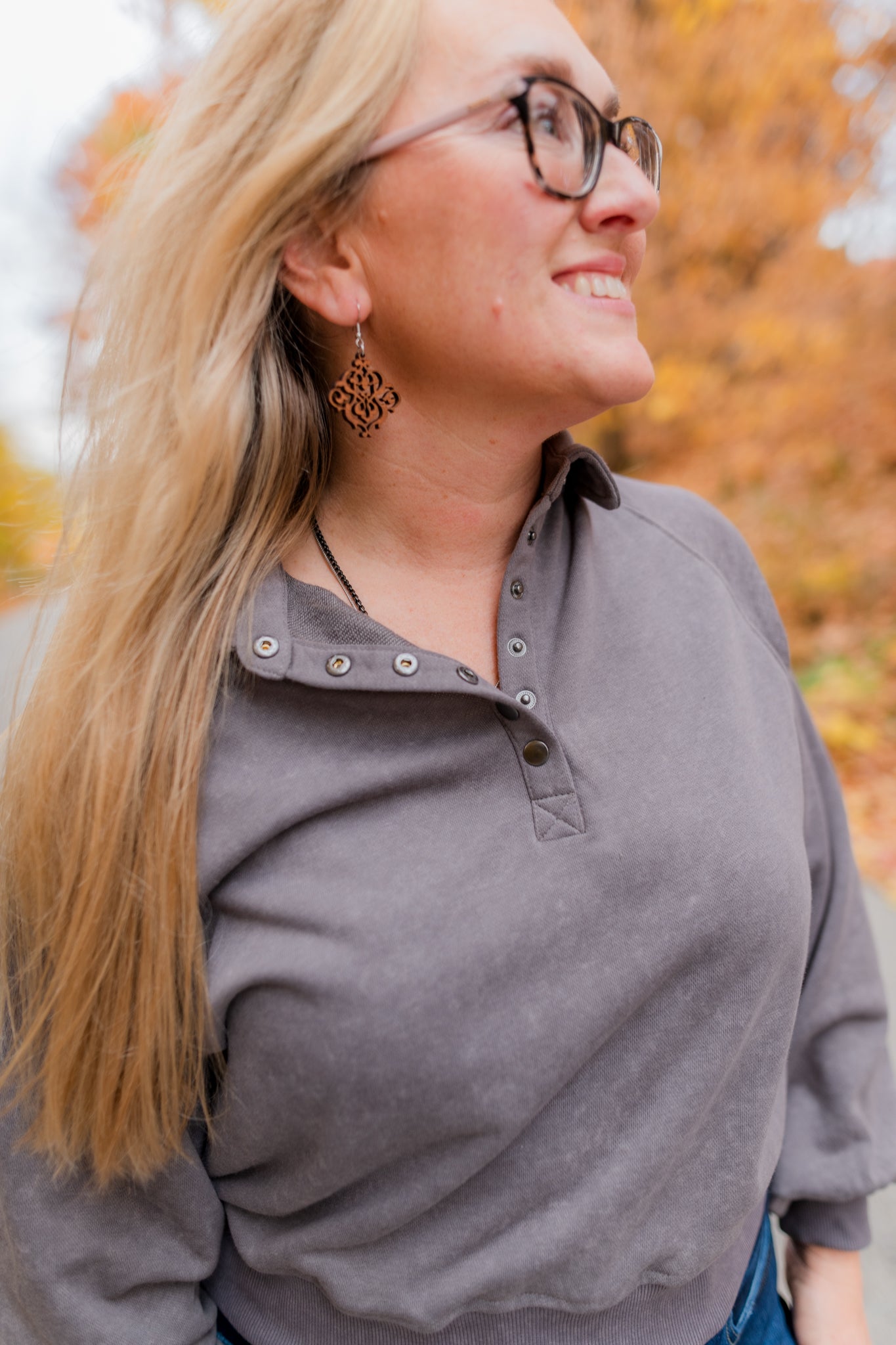 Snap Buttons, Pull Over Sweatshirt